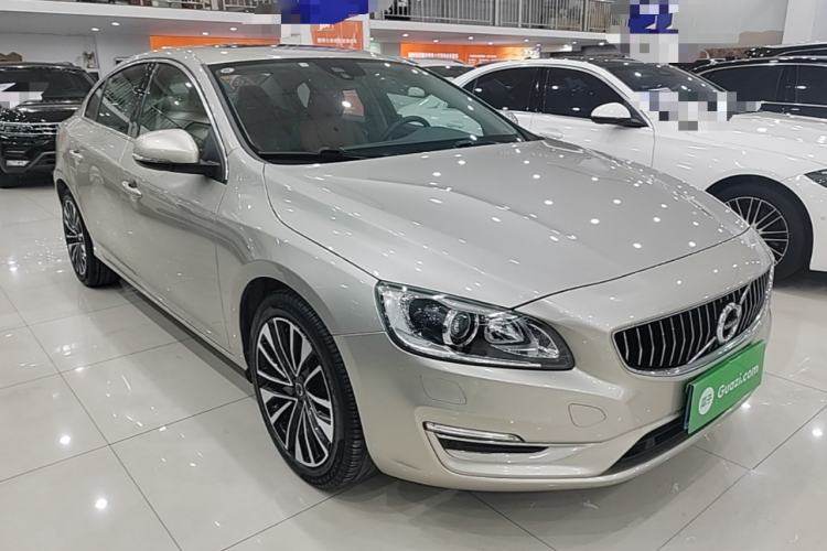 Used Volvo S60 2019 S60L Facelift T5 Intelligent Advanced Edition Front Right 45 Deg
