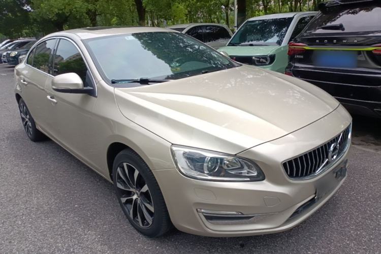 Used Volvo S60 2019 S60L Facelift T5 Intelligent Advanced Edition Front Right 45 Deg