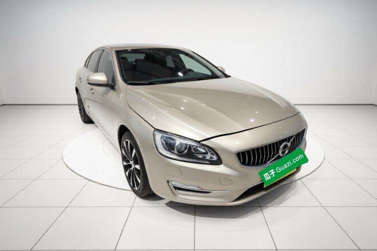 Used Volvo S60 2019 S60L Facelift T5 Intelligent Advanced Edition Front Right 45 Deg