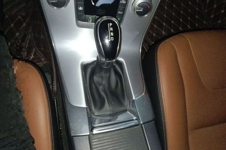 Used Volvo S60 2019 S60L Facelift T5 Smart Luxury Elite Edition Gear Lever