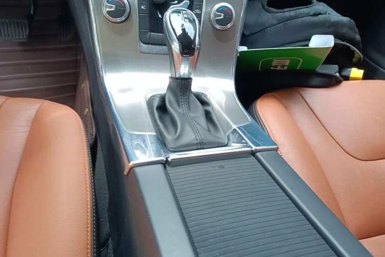 Used Volvo S60 2019 S60L Facelift T5 Intelligent Advanced Edition Gear Lever