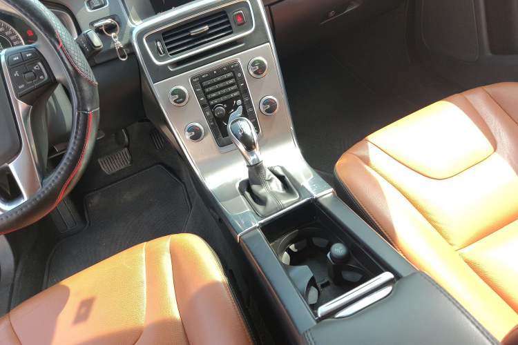 Used Volvo S60 2019 S60L Facelift T5 Intelligent Advanced Edition Gear Lever