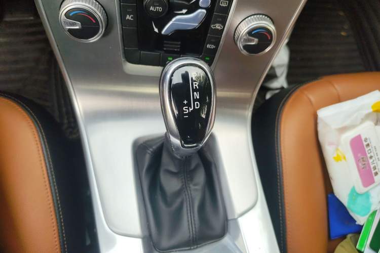 Used Volvo S60 2019 S60L Facelift T5 Intelligent Advanced Edition Gear Lever