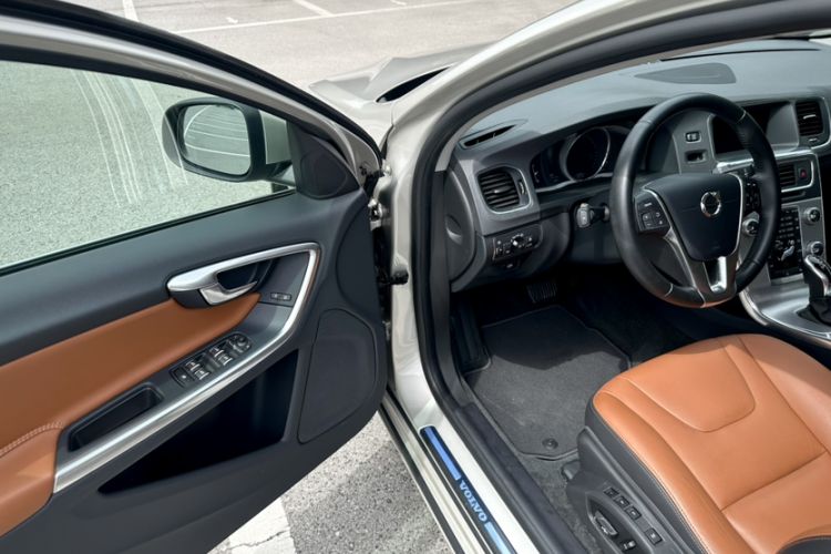 Used Volvo S60 2019 S60L Facelift T5 Intelligent Advanced Edition Interior 1