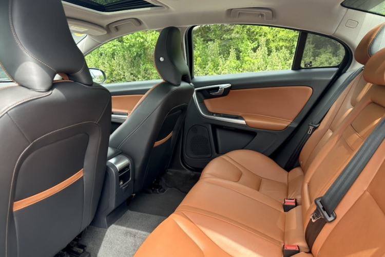 Used Volvo S60 2019 S60L Facelift T5 Intelligent Advanced Edition Interior 7