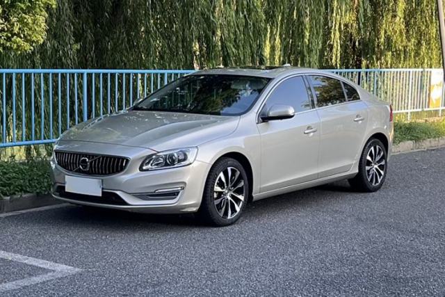 Used Volvo S60 2019 S60L Facelift T5 Intelligent Advanced Edition