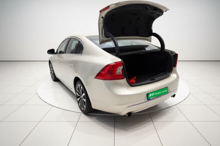 Used Volvo S60 2019 S60L Facelift T5 Intelligent Advanced Edition Rear Left 45 Deg