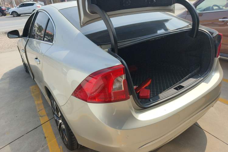 Used Volvo S60 2019 S60L Facelift T5 Intelligent Advanced Edition Rear Left 45 Deg