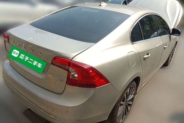 Used Volvo S60 2019 S60L T5 Smart Range Edition Rear Right 45 Deg