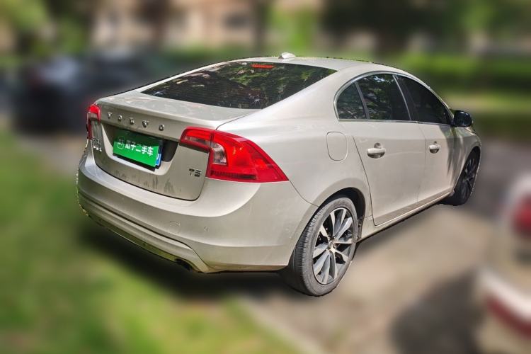 Used Volvo S60 2019 S60L T3 Intelligent Upgrade Edition Rear Right 45 Deg