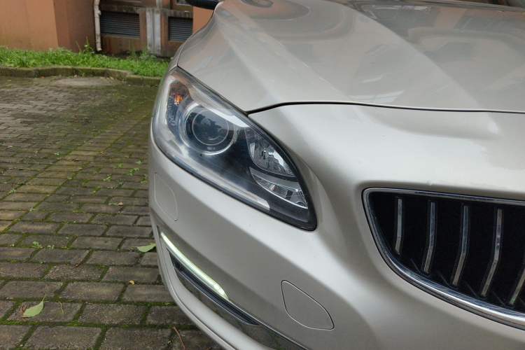 Used Volvo S60 2019 S60L T5 Smart Range Edition Right Front Headlight