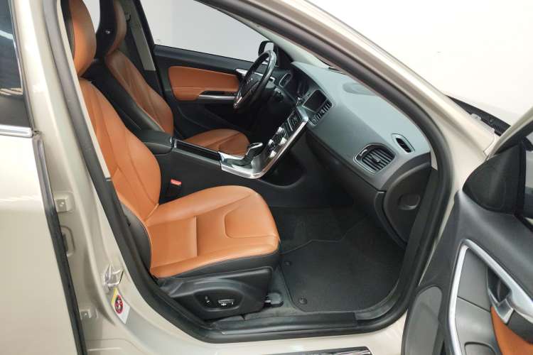 Used Volvo S60 2019 S60L Facelift T5 Intelligent Advanced Edition Right Front Seat