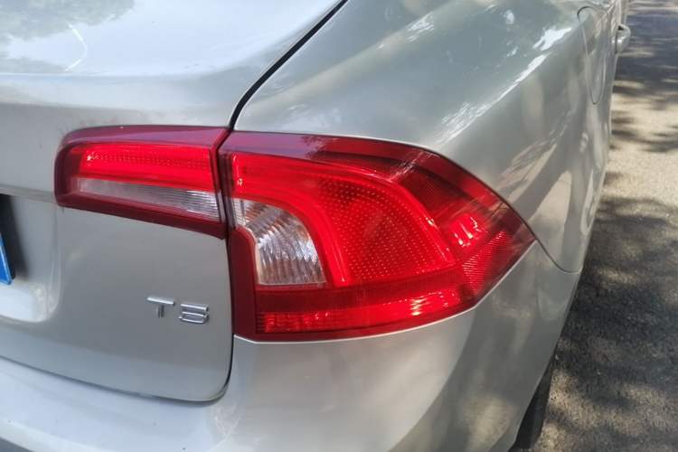 Used Volvo S60 2019 S60L Facelift T5 Smart Luxury Elite Edition Right Rear Taillight