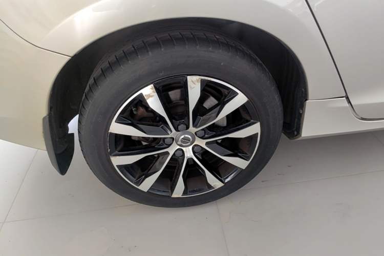 Used Volvo S60 2019 S60L Facelift T5 Intelligent Advanced Edition Right Rear Wheel Hub