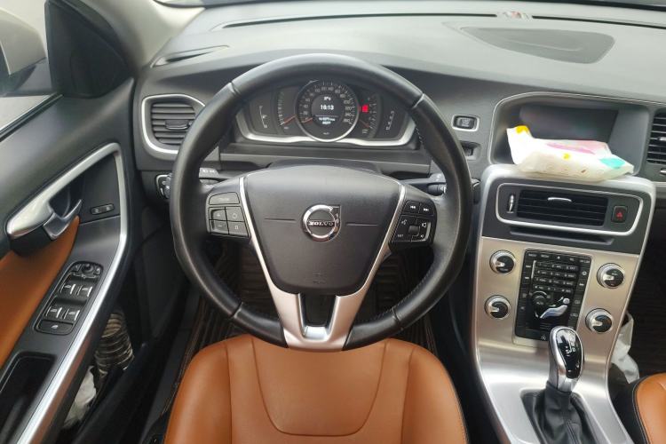 Used Volvo S60 2019 S60L Facelift T5 Intelligent Advanced Edition Steering Wheel