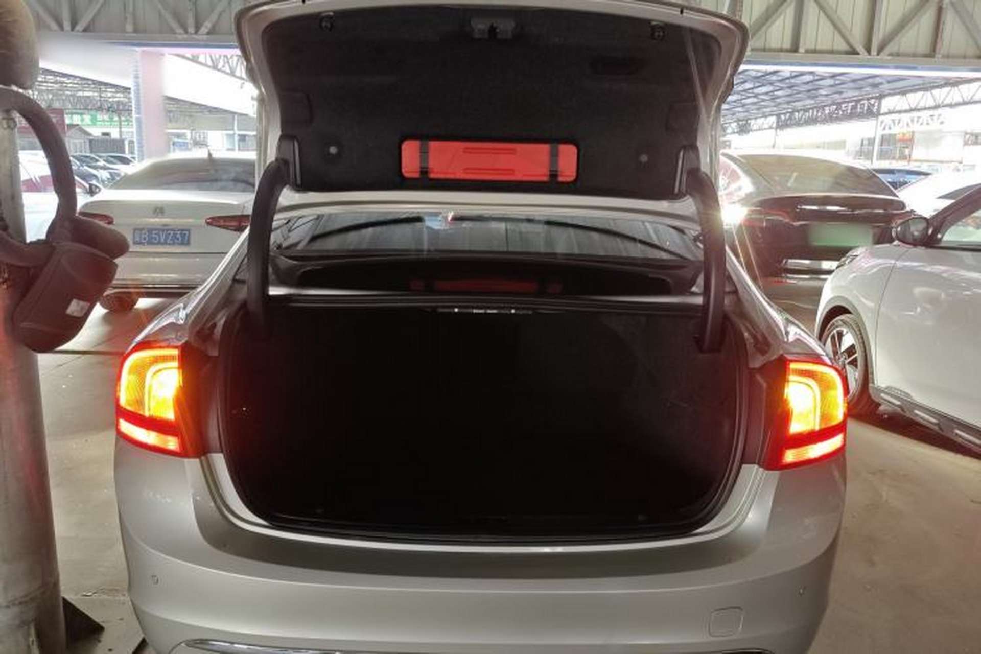 Used Volvo S60 2019 S60L T5 Smart Range Edition Trunk