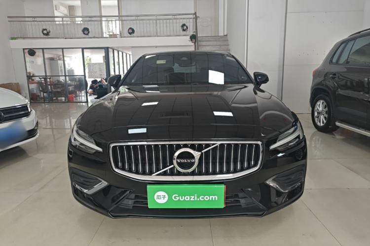 Used Volvo S60 2020 T4 Zhiyuan Sport Edition Front