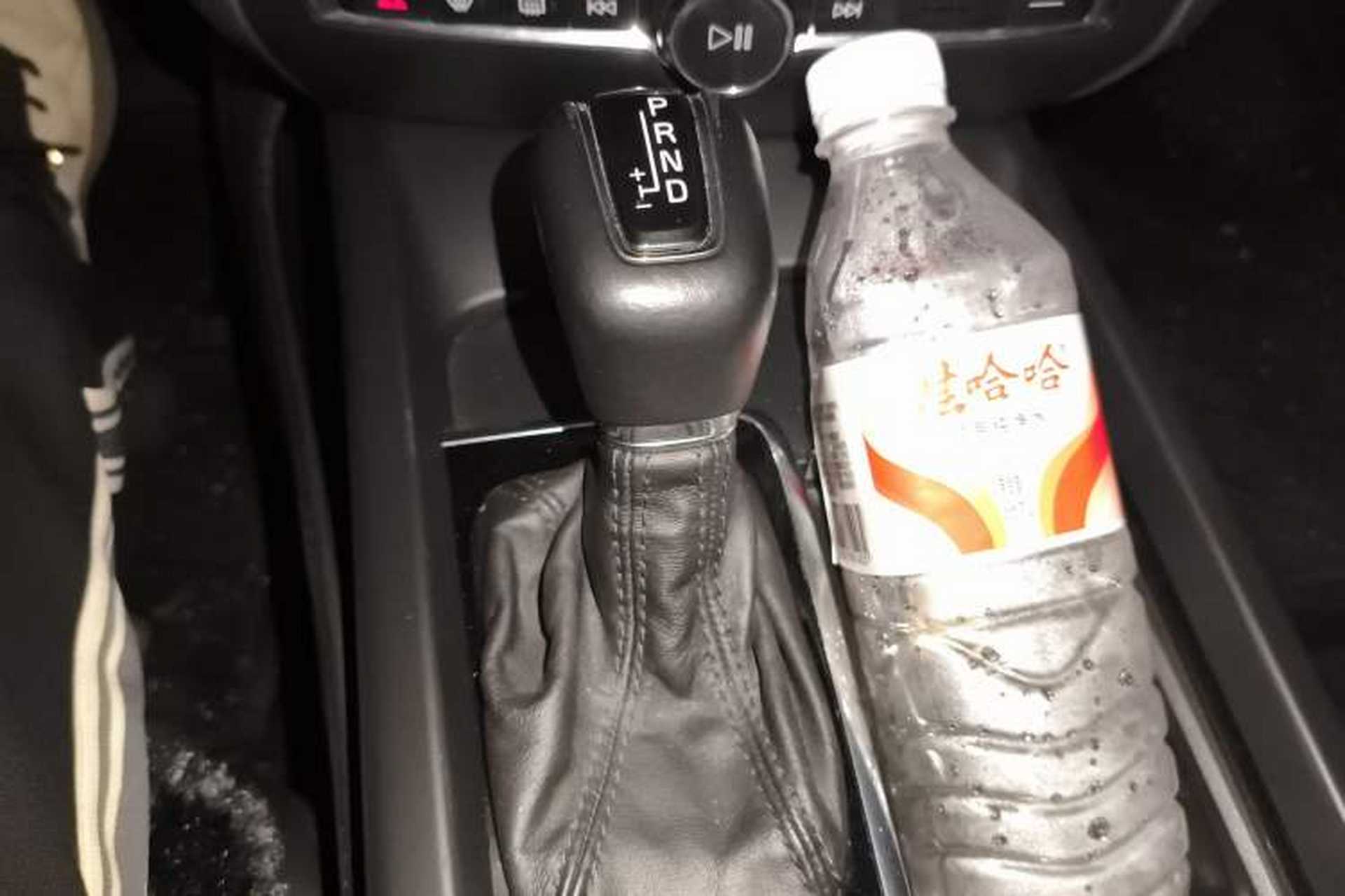 Used Volvo S60 2020 T4 Zhiyi Luxury Edition Gear Lever