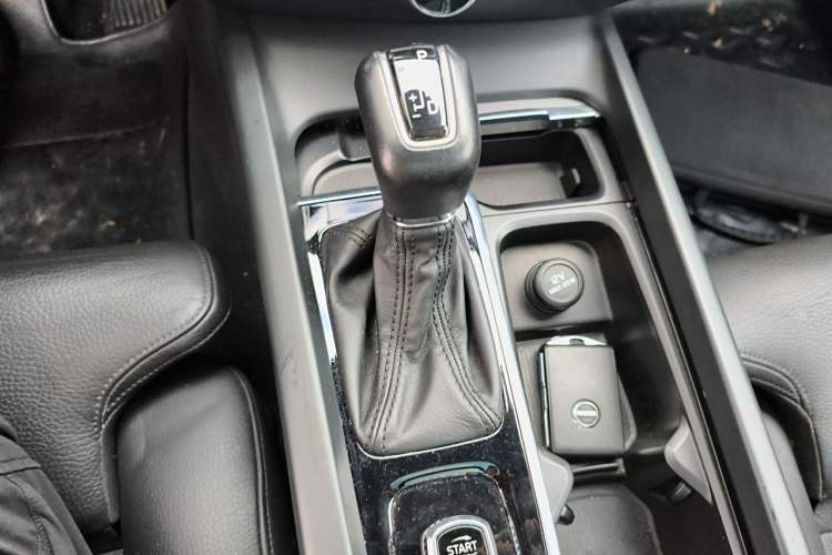 Used Volvo S60 2020 T4 Zhiyuan Luxury Edition Gear Lever