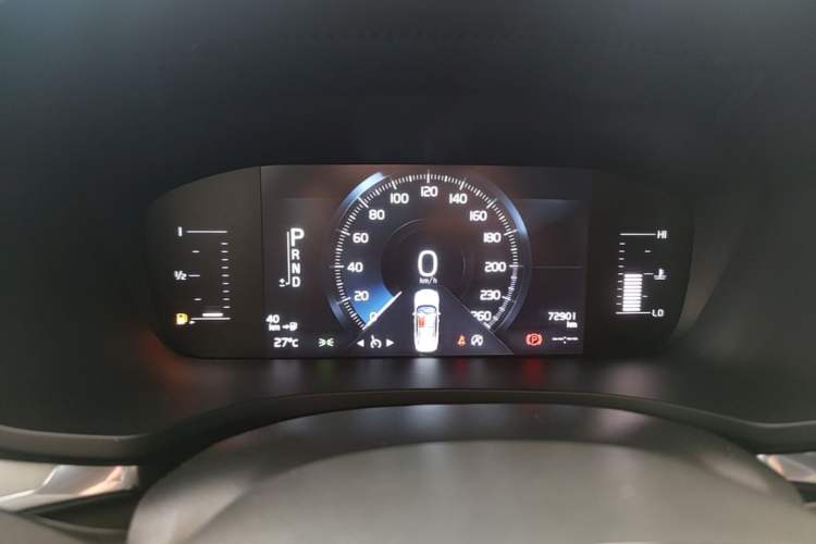 Used Volvo S60 2020 T4 Zhiyi Luxury Edition Instrument Cluster