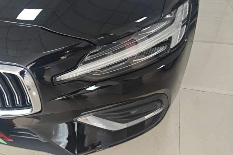 Used Volvo S60 2020 T4 Zhiyuan Sport Edition Left Front Headlight