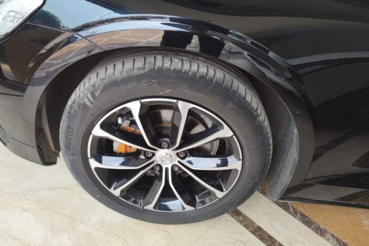 Used Volvo S60 2020 T4 Zhiyi Luxury Edition Left Front Wheel Hub