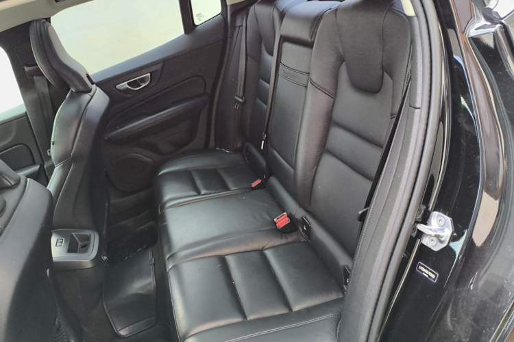 Used Volvo S60 2020 T4 Zhiyuan Luxury Edition Left Rear Seat