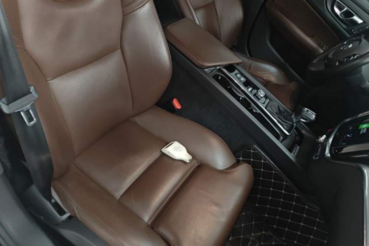 Used Volvo S60 2020 T4 Zhiyuan Sport Edition Right Front Seat