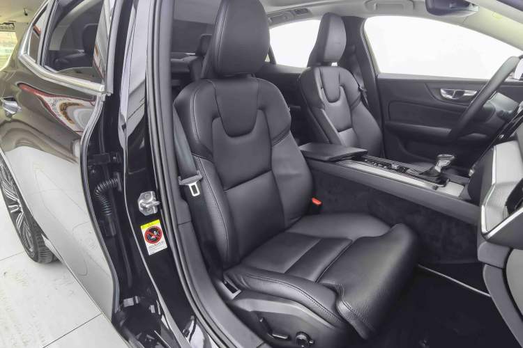 Used Volvo S60 2020 T4 Zhiyuan Luxury Edition Right Front Seat