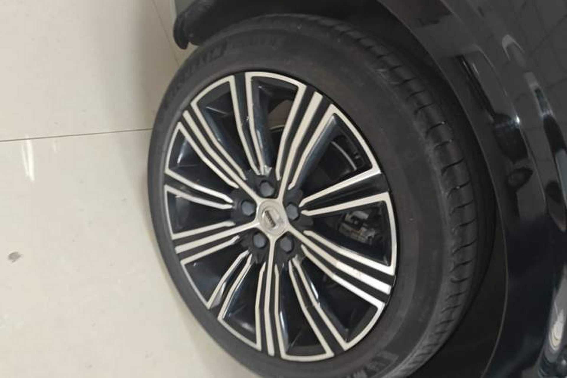 Used Volvo S60 2020 T4 Zhiyuan Sport Edition Right Rear Wheel Hub