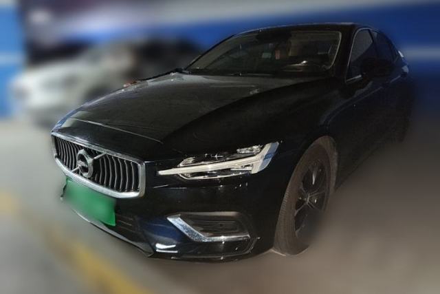 Used Volvo S60 2020 T4 Zhiyi Luxury Edition