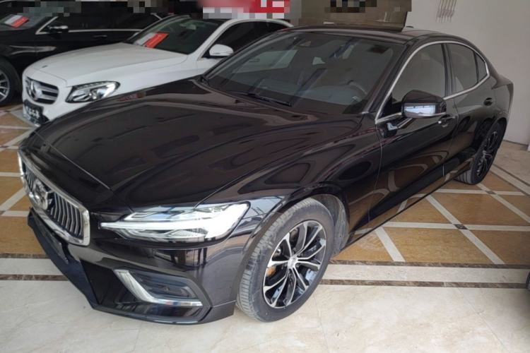Used Volvo S60 2020 T4 Zhiyi Luxury Edition Guazi used car, China used car export, Used car for sale, Used cars, Cheapest cars for sale