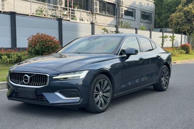 Used Volvo S60 2020 T4 Zhiyuan Luxury Edition