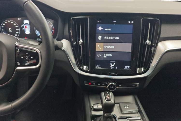 Used Volvo S60 2020 T4 Zhiyuan Luxury Edition Audio And AC Panel