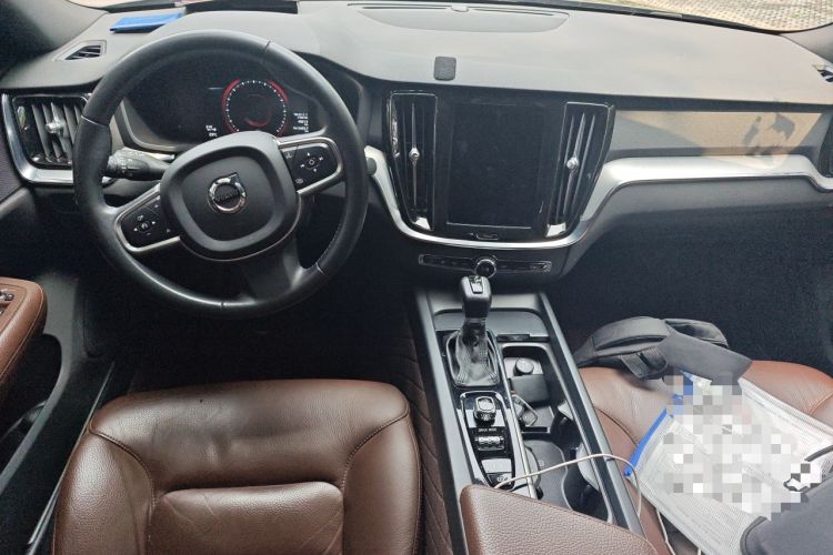 Used Volvo S60 2020 T4 Zhiyi Luxury Edition Center Console