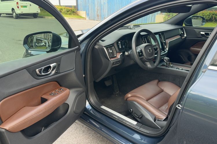 Used Volvo S60 2020 T4 Zhiyuan Luxury Edition Driver Seat