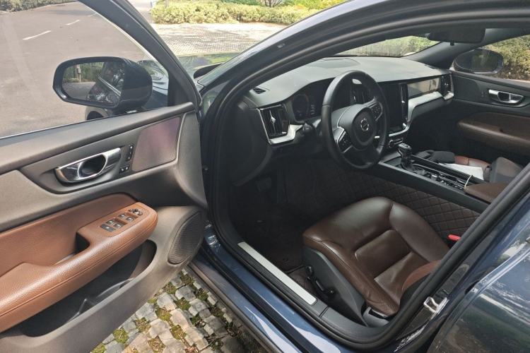 Used Volvo S60 2020 T4 Zhiyi Luxury Edition Driver Seat