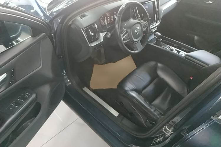 Used Volvo S60 2020 T4 Zhiyi Luxury Edition Driver Seat
