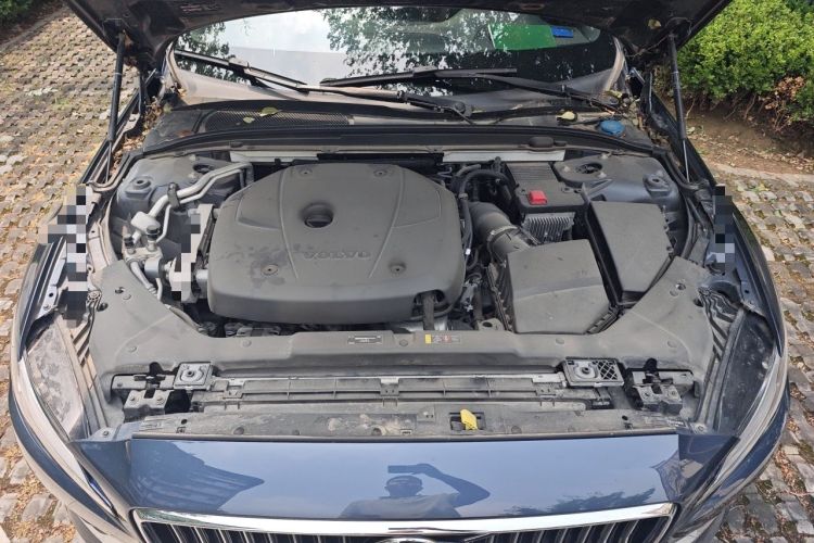 Used Volvo S60 2020 T4 Zhiyi Luxury Edition Engine Bay