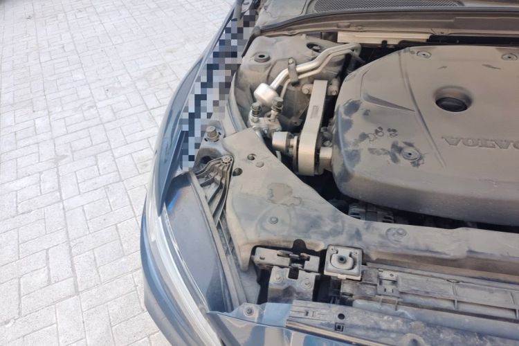 Used Volvo S60 2020 T4 Zhiyuan Sport Edition Engine Bay Right