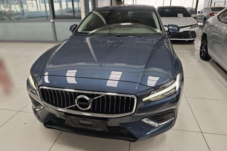 Used Volvo S60 2020 T4 Zhiyuan Luxury Edition Front
