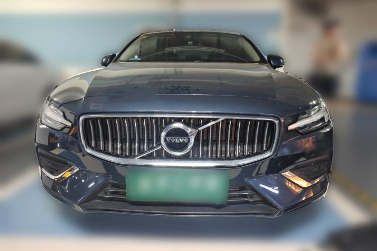 Used Volvo S60 2020 T4 Zhiyuan Luxury Edition Front