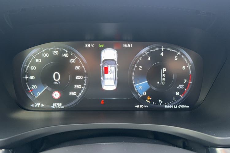 Used Volvo S60 2020 T4 Zhiyuan Luxury Edition Instrument Cluster