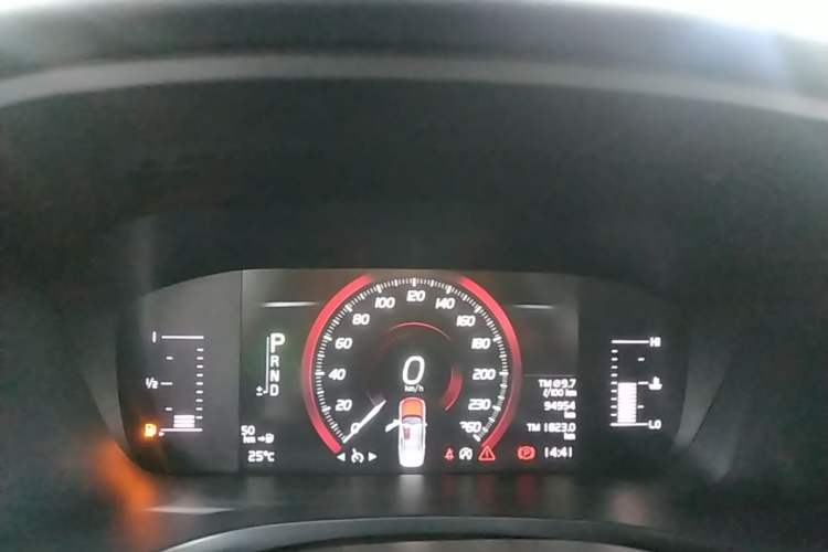 Used Volvo S60 2020 T4 Zhiyi Luxury Edition Instrument Cluster
