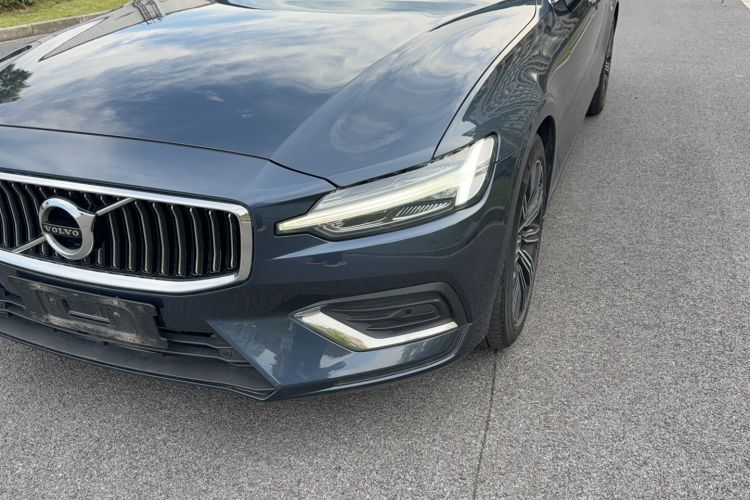 Used Volvo S60 2020 T4 Zhiyuan Luxury Edition Left Front Headlight