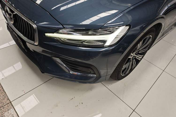 Used Volvo S60 2020 T4 Zhiyuan Luxury Edition Left Front Headlight
