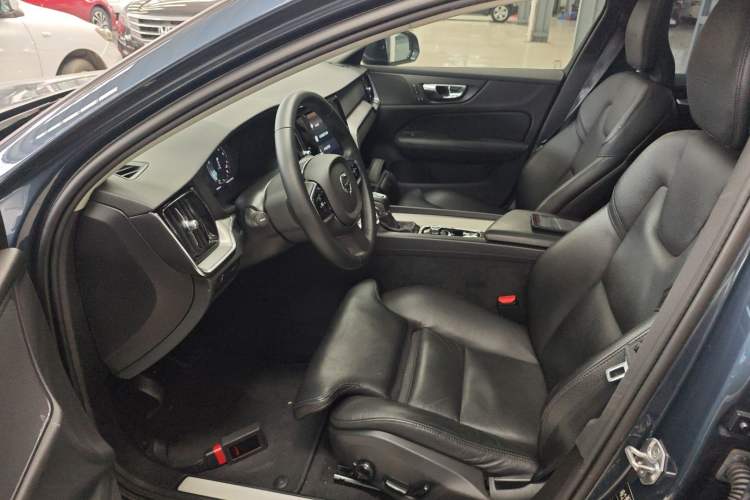 Used Volvo S60 2020 T4 Zhiyuan Luxury Edition Left Front Seat