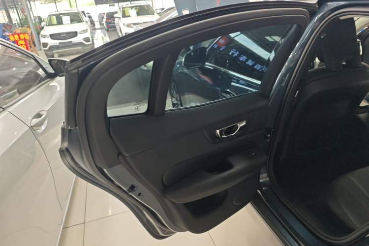 Used Volvo S60 2020 T4 Zhiyuan Luxury Edition Left Rear Door Interior