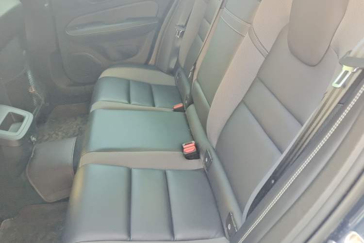 Used Volvo S60 2020 T4 Zhiyuan Sport Edition Left Rear Seat