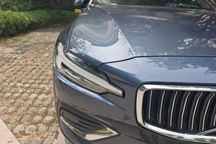 Used Volvo S60 2020 T4 Zhiyi Luxury Edition Right Front Headlight